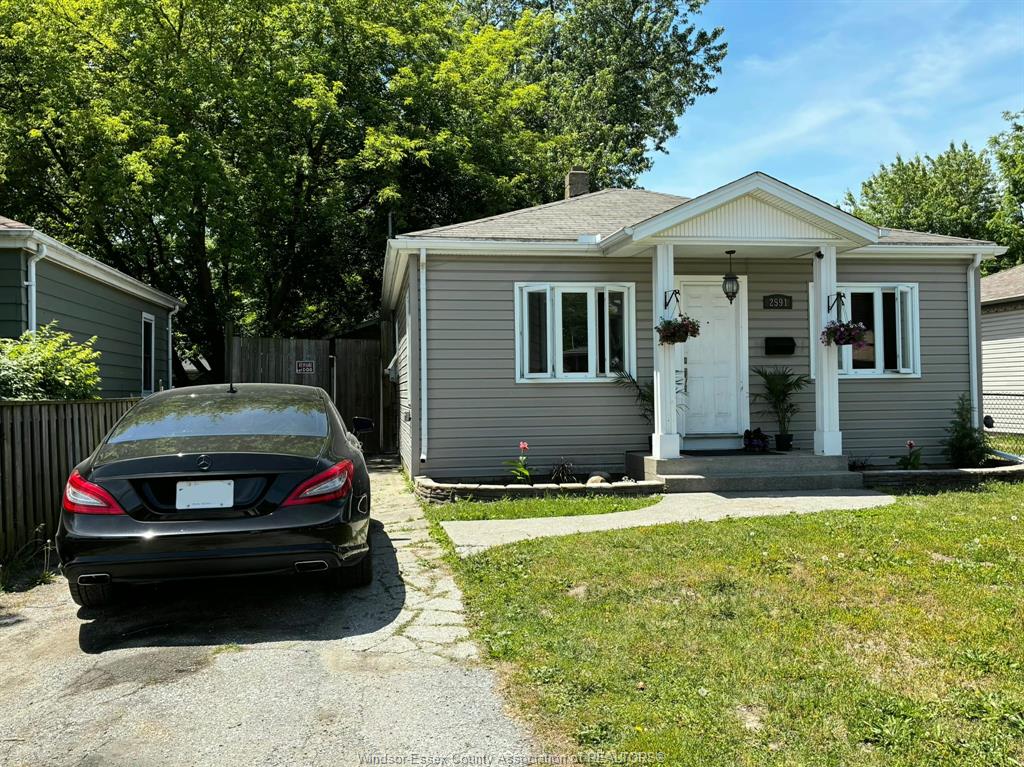 111-meighen-road-windsor-ontario-26013264