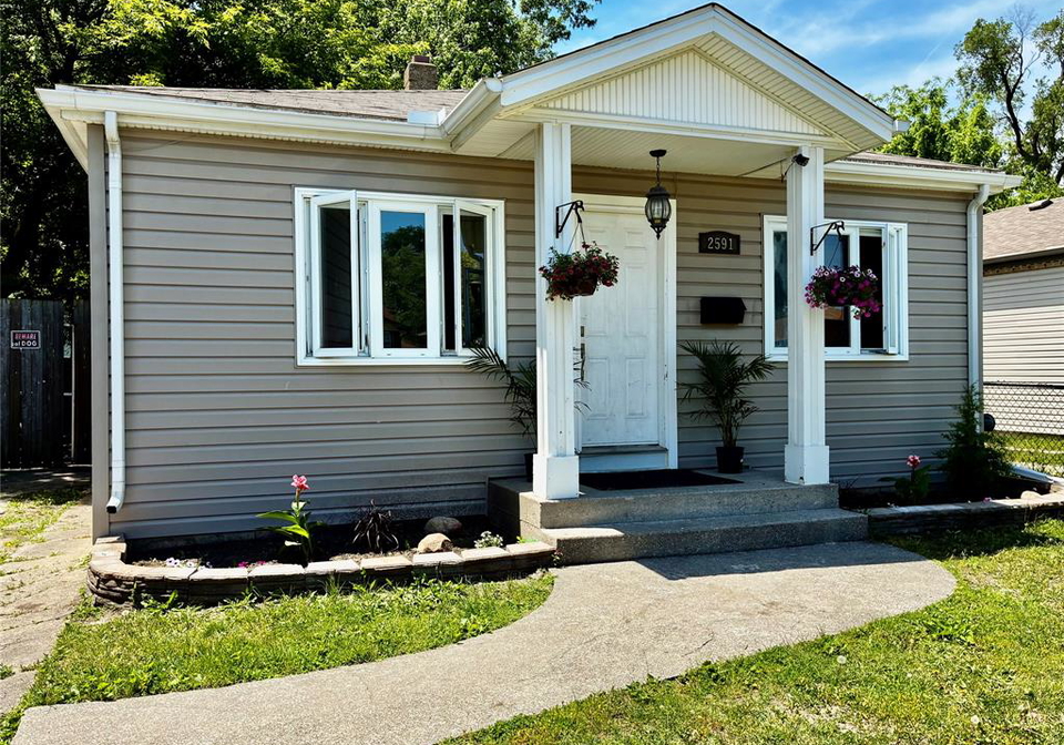 111-meighen-road-windsor-ontario-26013264