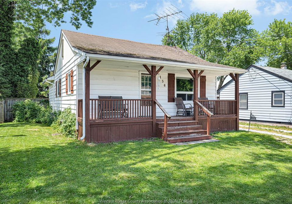 156-fourth-street-belle-river-ontario-26013265
