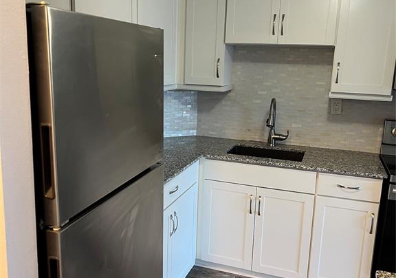 3936-wyandotte-street-east-windsor-ontario-26013275