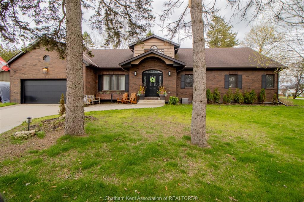 18116-3rd-avenue-rondeau-ontario-26013298