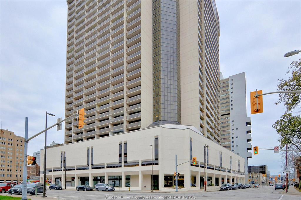 150-park-west-windsor-ontario-26013300
