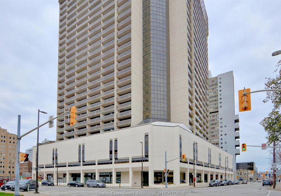 150-park-west-windsor-ontario-26013300