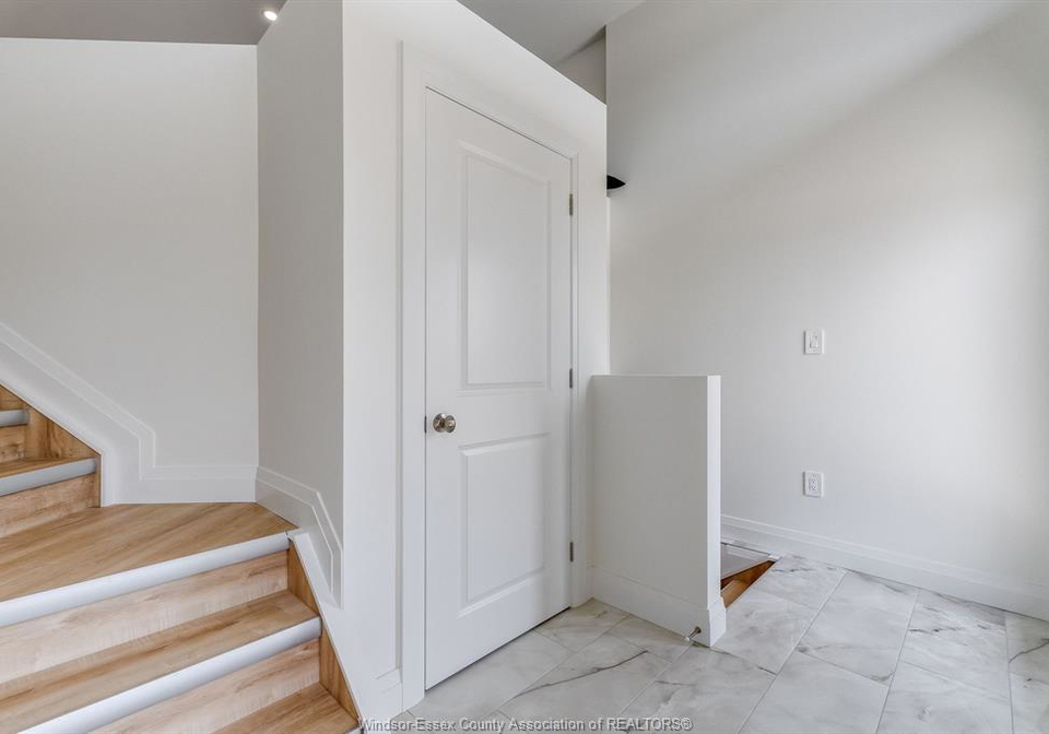 26-hawthorne-crescent-tilbury-ontario-26013301