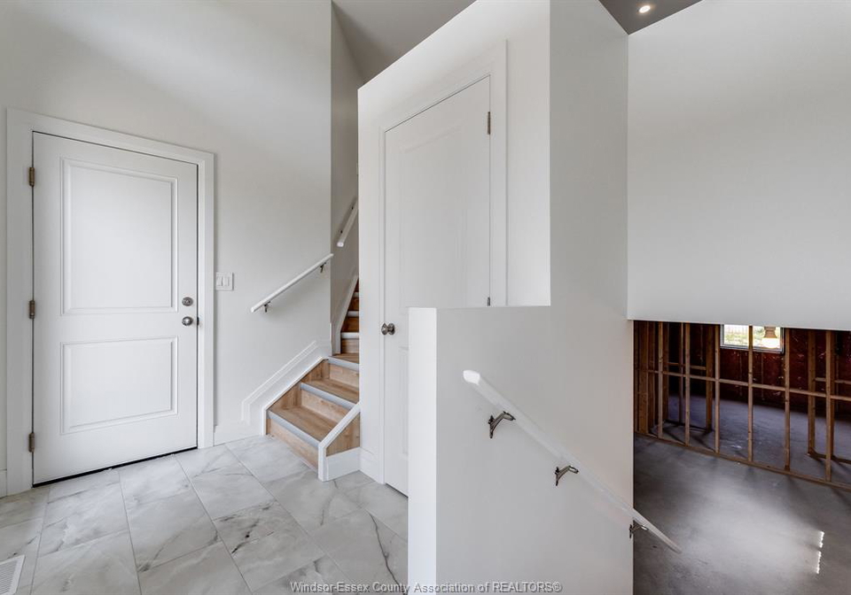 26-hawthorne-crescent-tilbury-ontario-26013301