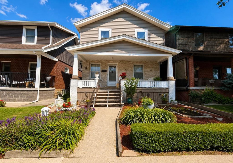 382-pine-street-windsor-ontario-26013312