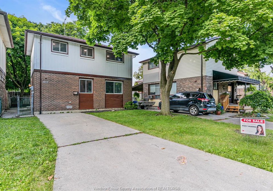 9020-conway-court-windsor-ontario-26013317