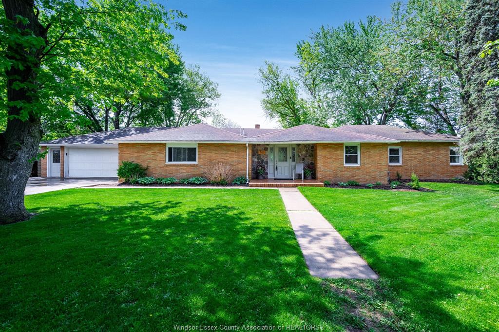 52-robinson-street-wheatley-ontario-26013320