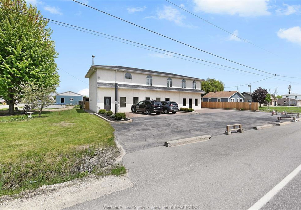 9553-malden-road-lasalle-ontario-26013323