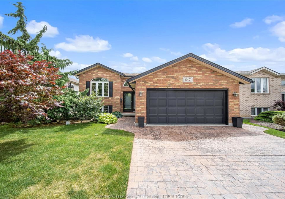 647-alpenrose-court-windsor-ontario-26013345