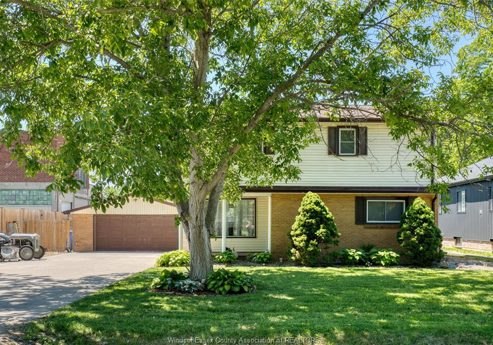90-major-lasalle-ontario-26013383
