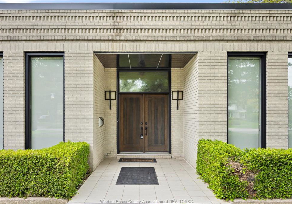 3521-ouellette-windsor-ontario-26013396