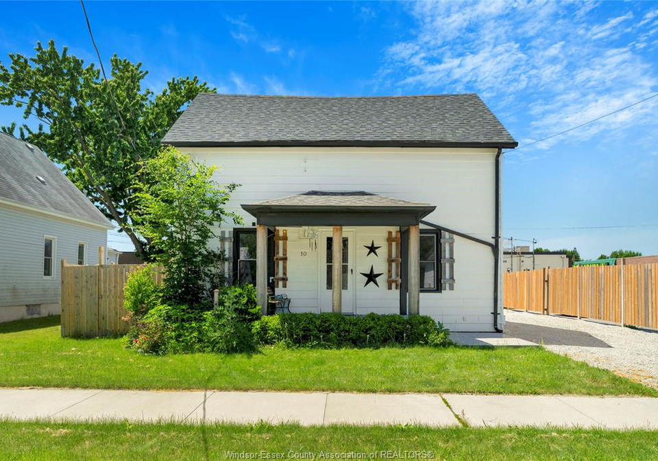 10-cathcart-tilbury-ontario-26013418