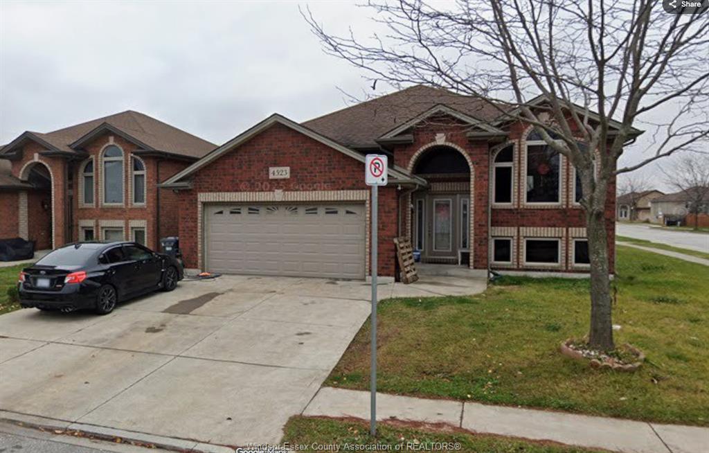 4523-helsinki-windsor-ontario-26013429