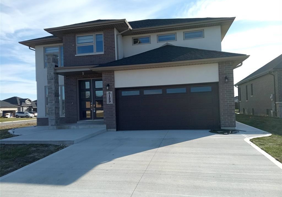 129-whelan-amherstburg-ontario-26013432