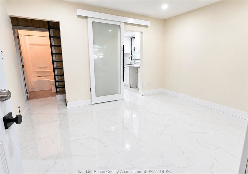 610-vanier-street-windsor-ontario-26013443