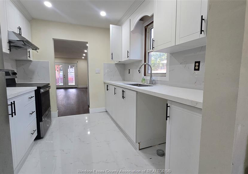 610-vanier-street-windsor-ontario-26013443