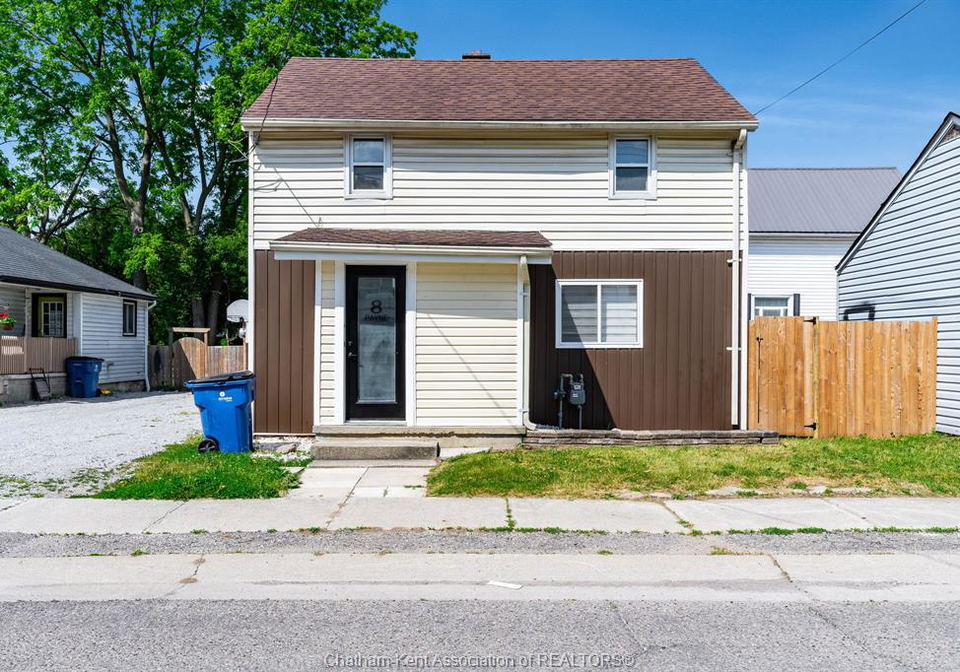 8-payne-street-chatham-ontario-26013450