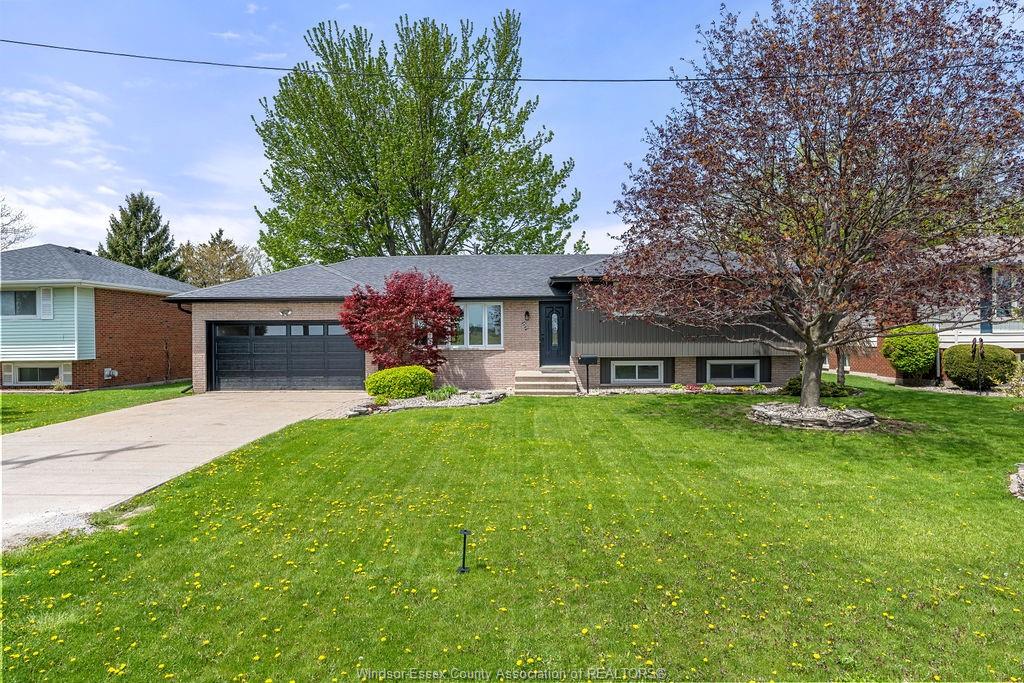 157-fairview-avenue-east-essex-ontario-26013458