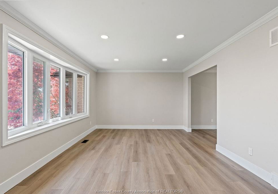 157-fairview-avenue-east-essex-ontario-26013458