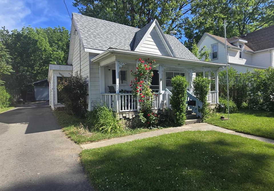 151-wellington-street-east-chatham-ontario-26013462