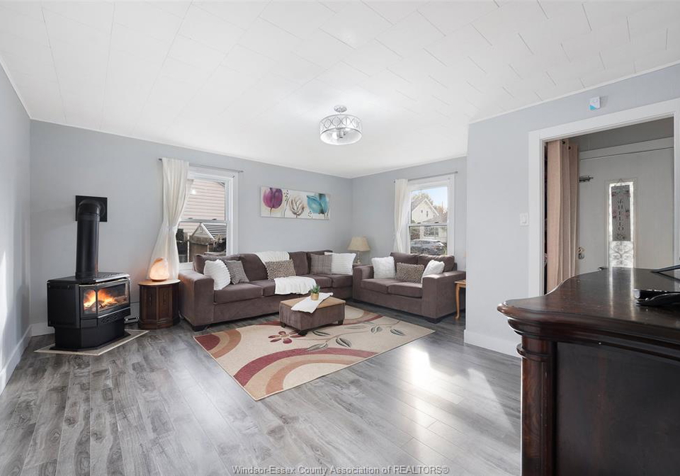 1456-elsmere-windsor-ontario-26013464