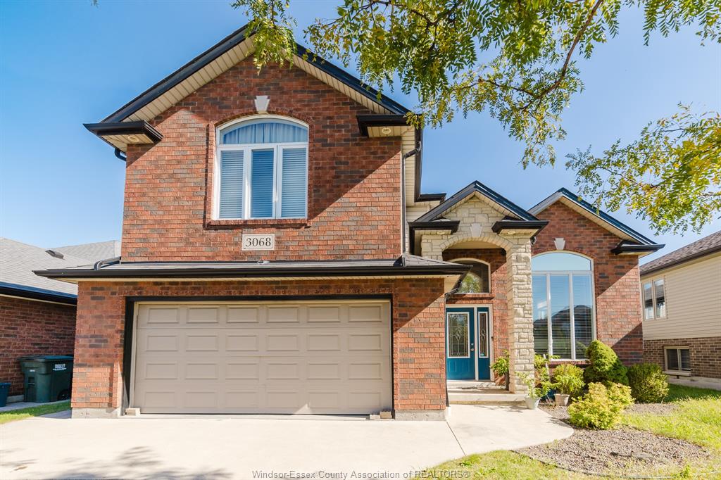 3068-troup-crescent-windsor-ontario-26013470