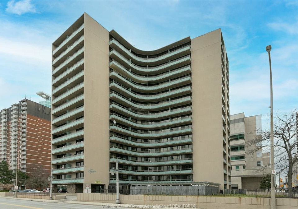 111-riverside-drive-east-windsor-ontario-26013477