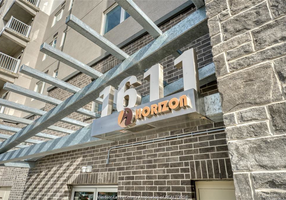 1611-banwell-road-windsor-ontario-26013498