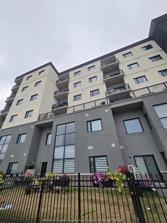 4300-laurier-parkway-lasalle-ontario-26013518