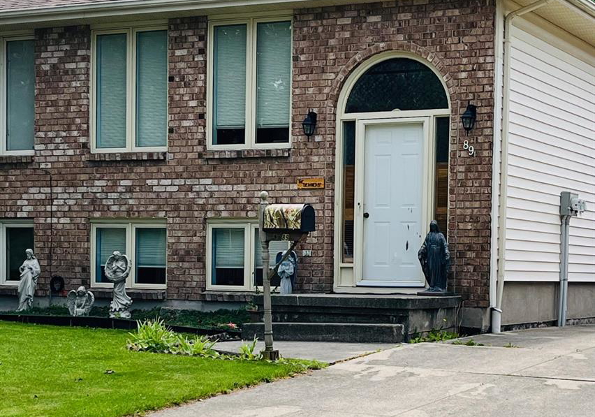 89-bruinsma-avenue-wallaceburg-ontario-26013527