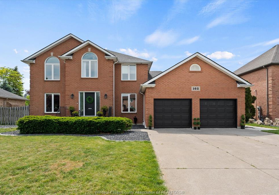 162-martin-drive-lakeshore-ontario-26013536