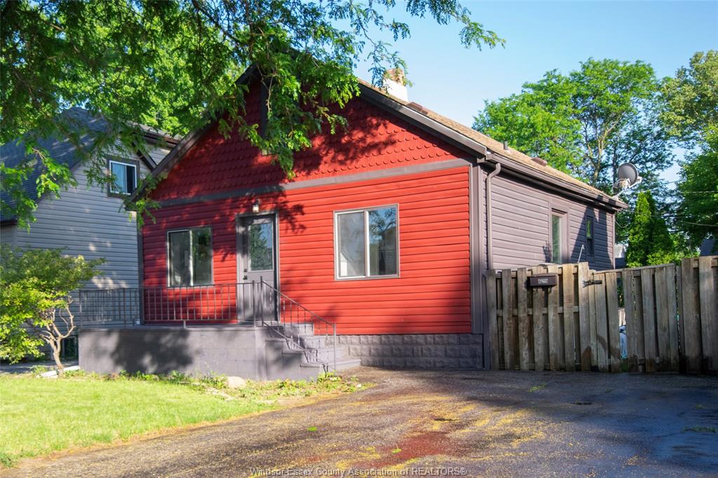 629-stanley-windsor-ontario-26013538