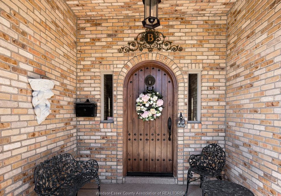 385-bel-air-circle-lakeshore-ontario-26013540