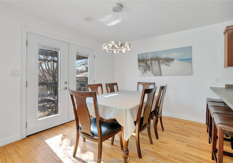 208-hudson-drive-chatham-ontario-26013549