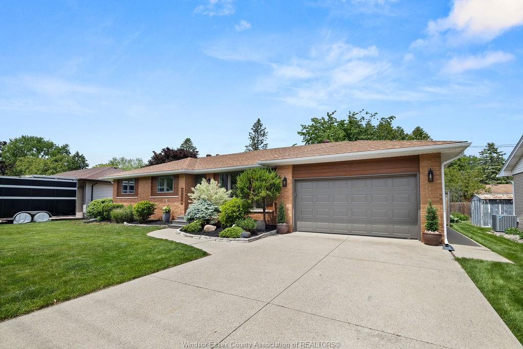 2240-todd-lane-lasalle-ontario-26013553