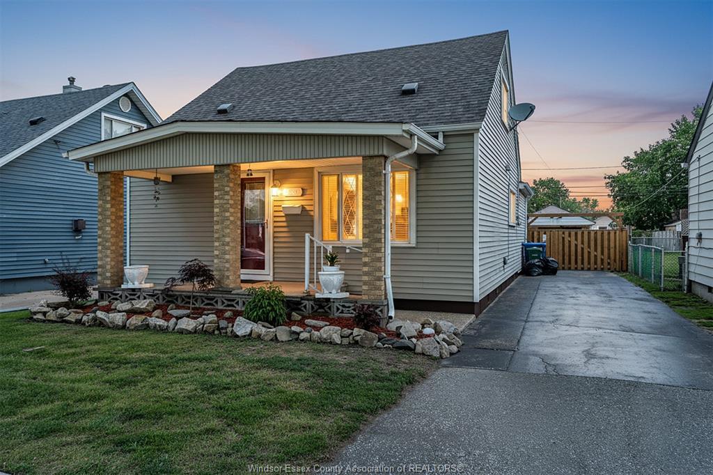 1554-aubin-road-windsor-ontario-26013564