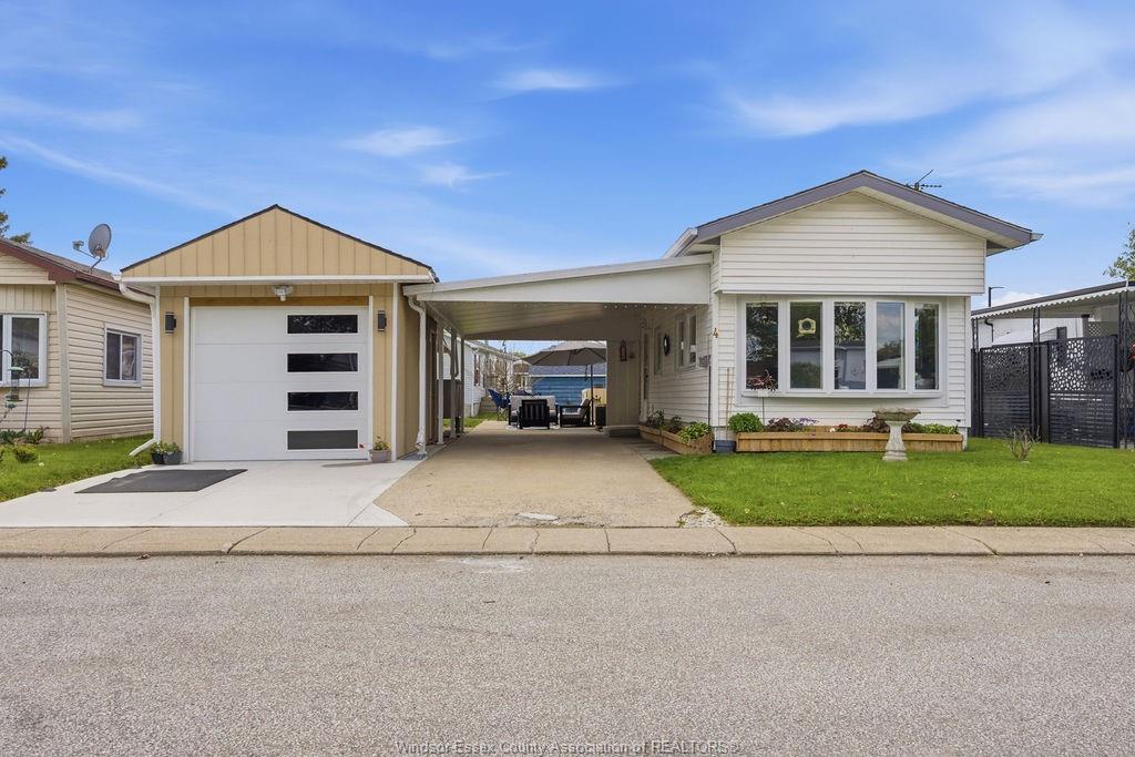 4-malden-hill-amherstburg-ontario-26013570