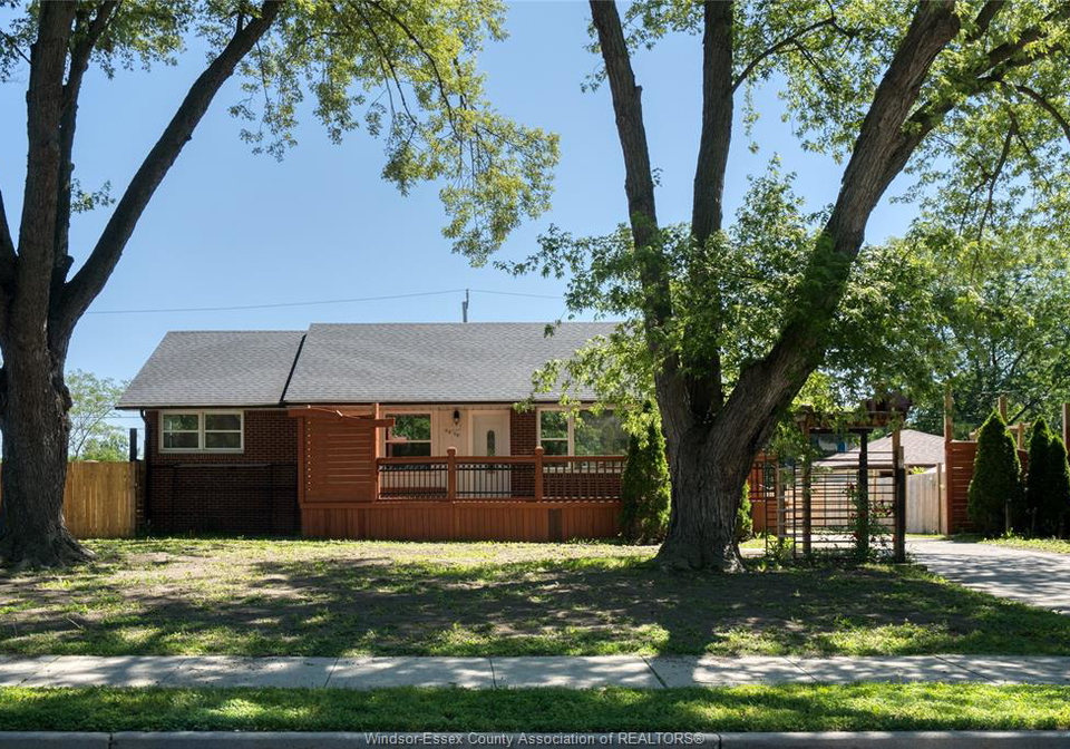 3310-rankin-avenue-windsor-ontario-26013585