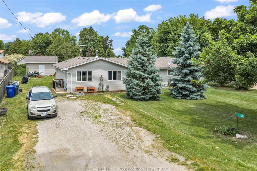 126-mcleod-amherstburg-ontario-26013586