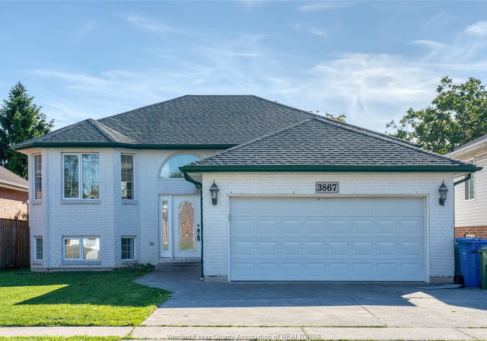 3867-clara-avenue-windsor-ontario-26013598
