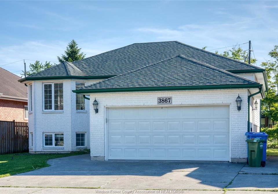 3867-clara-avenue-windsor-ontario-26013598