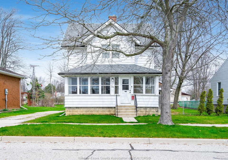 24-maple-street-kingsville-ontario-26013617