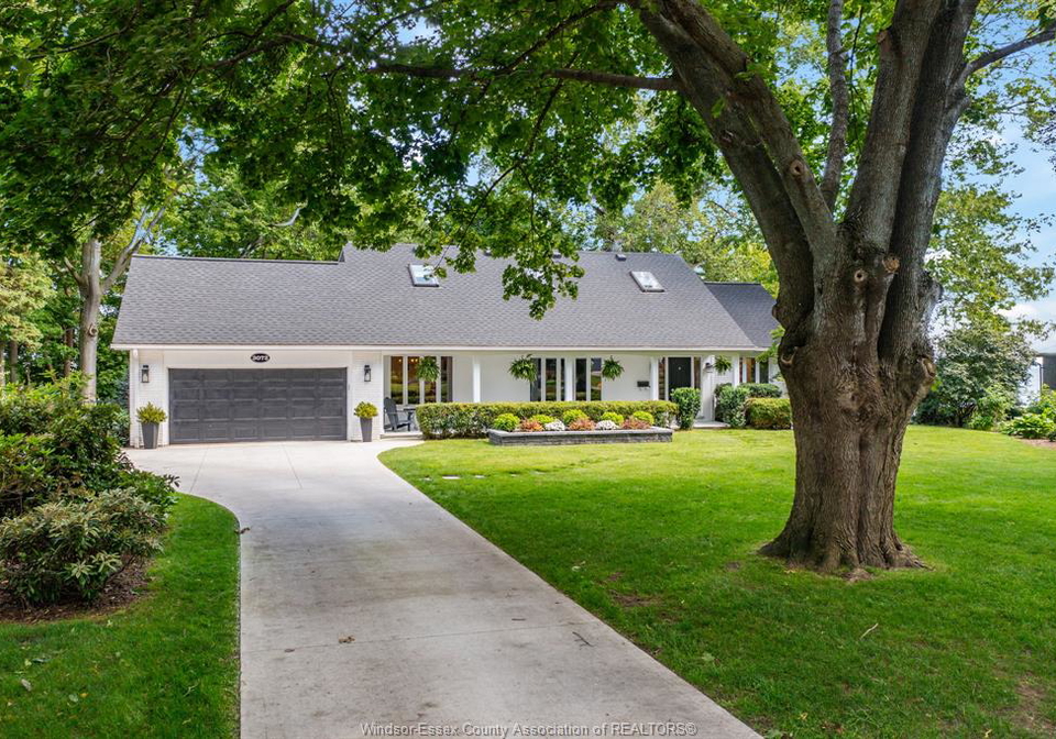 3073-centennial-kingsville-ontario-26013625