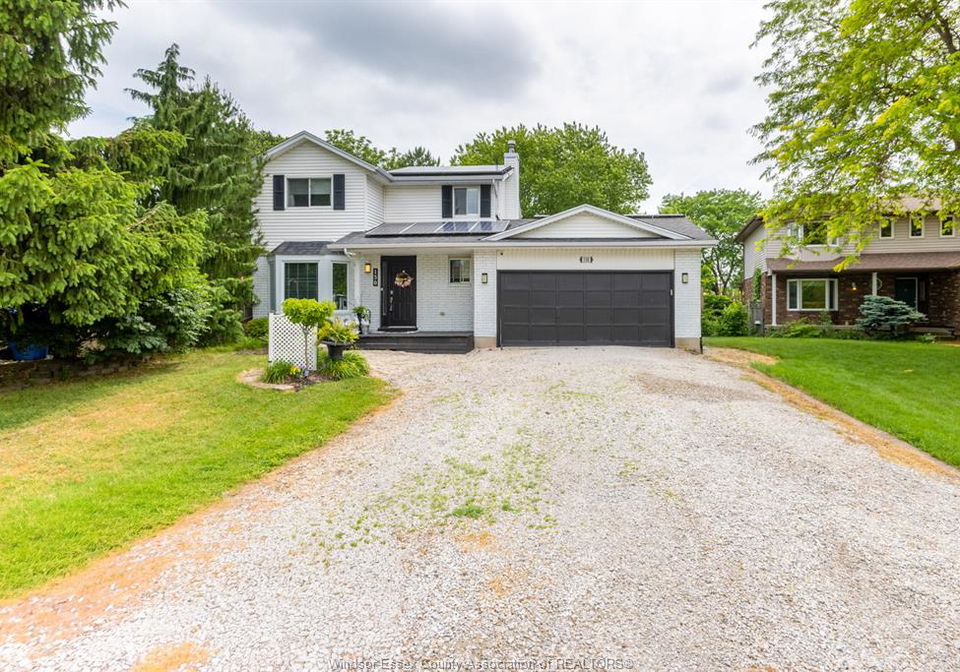 130-royal-crescent-belle-river-ontario-26013641