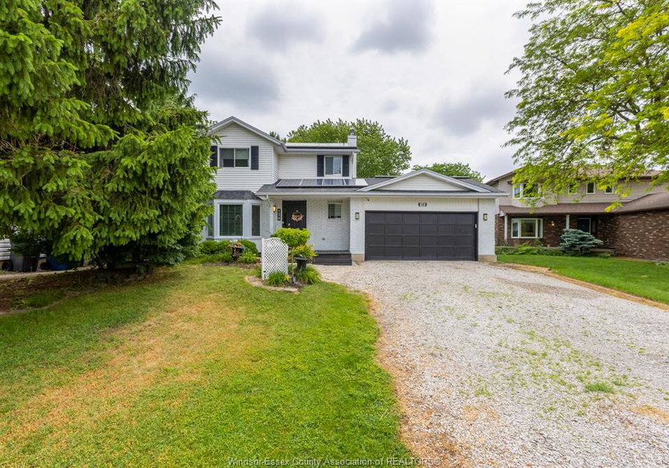 130-royal-crescent-belle-river-ontario-26013641