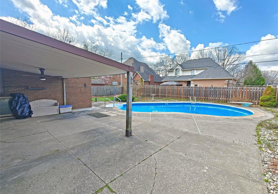 5865-ninth-lasalle-ontario-26013647
