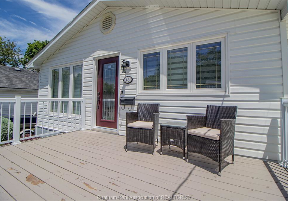 45-berry-street-chatham-ontario-26013654