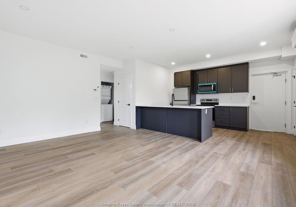 133-laird-avenue-essex-ontario-26013661