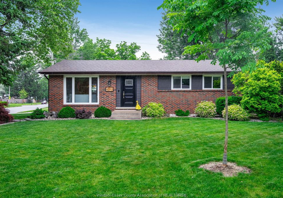 4399-ashfield-crescent-windsor-ontario-26013665
